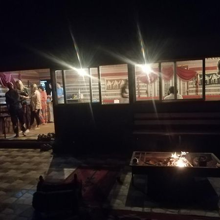 Omar Ghazi Camp 호텔 와디럼 외부 사진