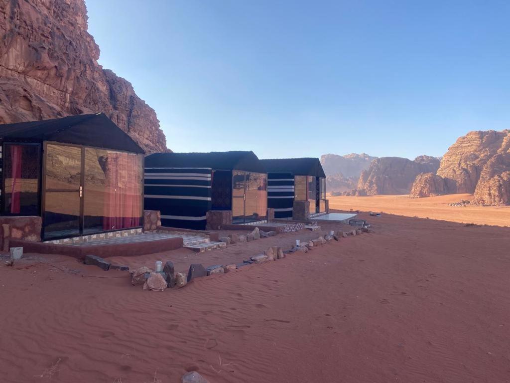 Omar Ghazi Camp 호텔 와디럼 외부 사진