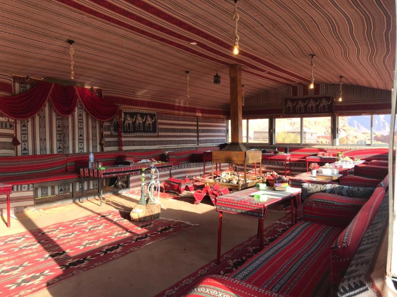 Omar Ghazi Camp 호텔 와디럼 외부 사진